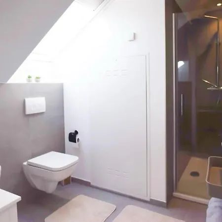 Zentral Apartment * Augsburgo